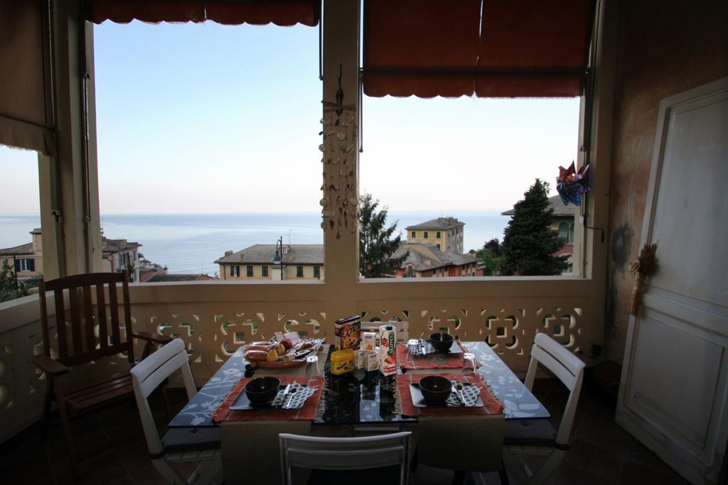 Bed and Breakfast L'Andirivieni Camogli Habitación foto