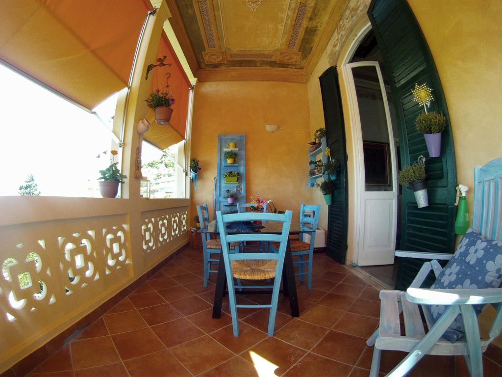 Bed and Breakfast L'Andirivieni Camogli Exterior foto